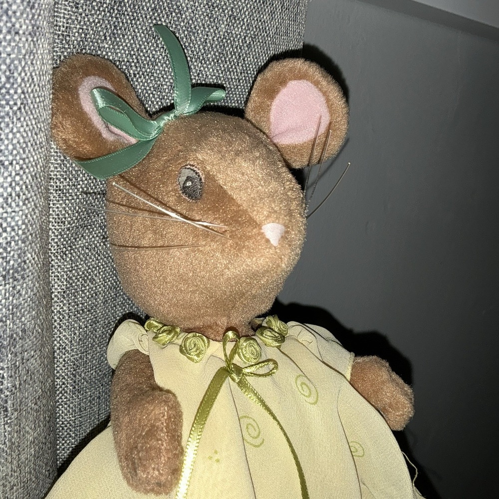 American Girl Angelina Ballerina Alice Mouse Doll Green Dress 2001 Vintage - Picture 2 of 8